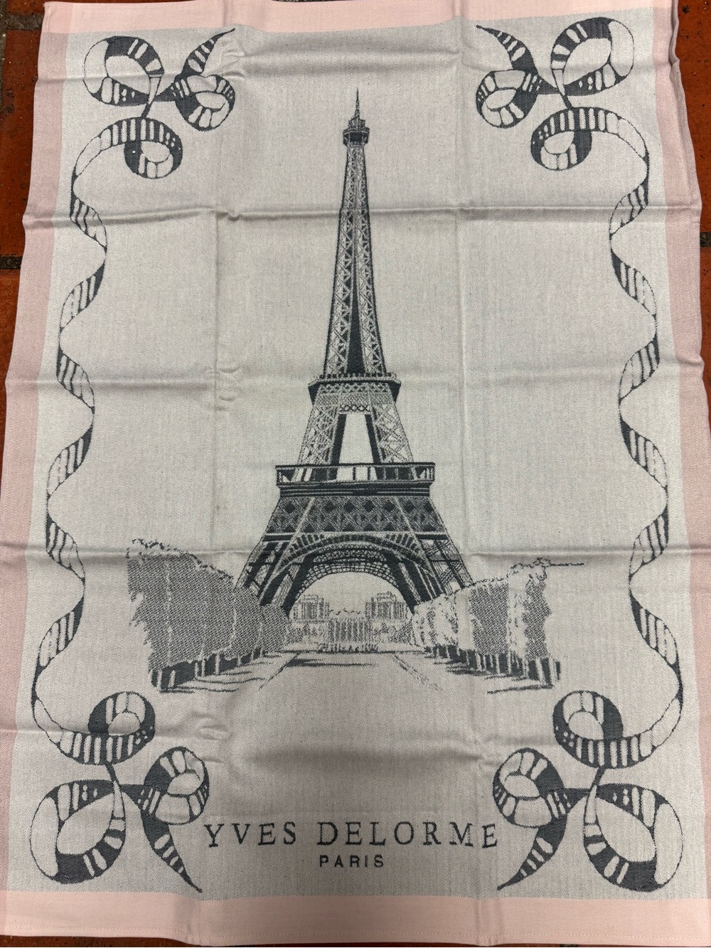 Yves Delorme Pink and Gray Eiffel Tower Bastille Day Tea Towel-NWT
